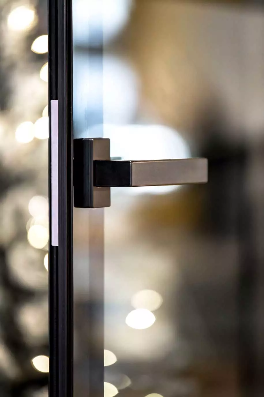 rahmenlose, hochfeste Isolierglaseinheiten