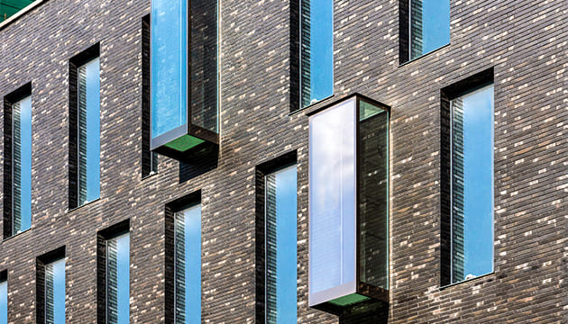 Еркери в будинку на вул. Михайлівській, Київ, Україна