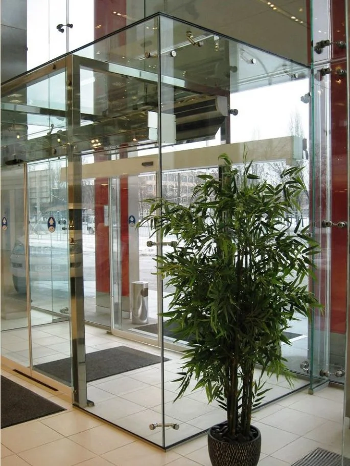 Toyota Ausstellungsraum Autosummit in Kiew