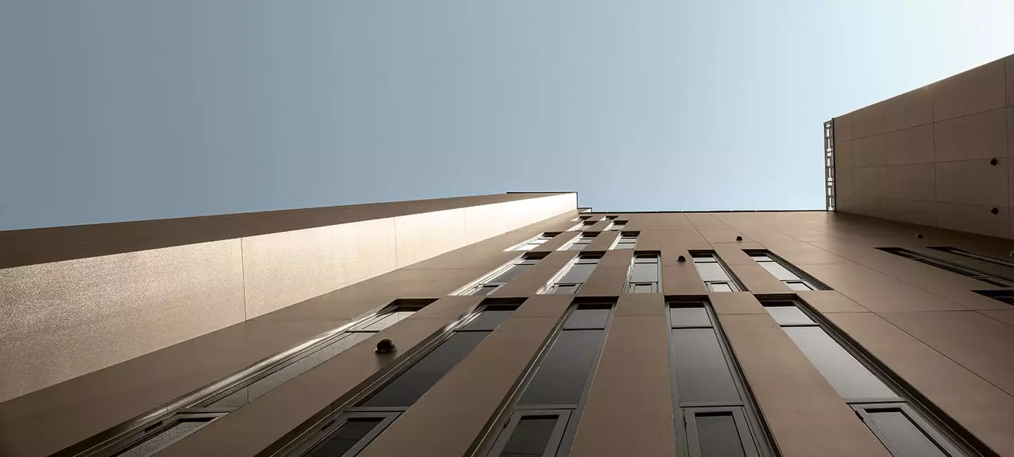 A lightweight wall panel