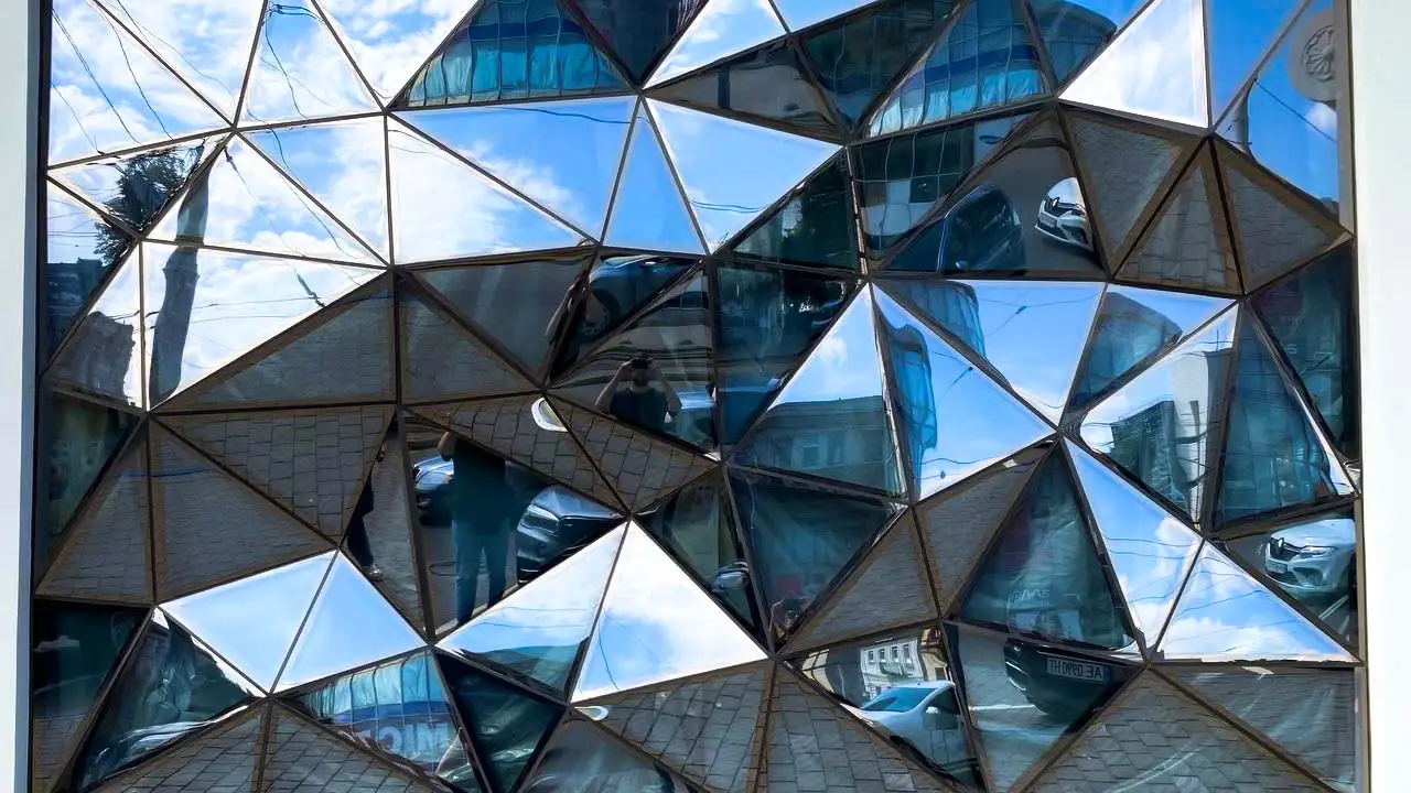 3D-Glasfassade in Dnipro