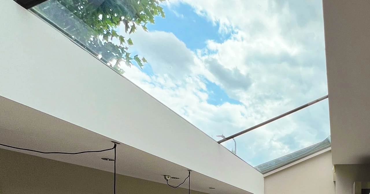 Aestech project: frameless glazing